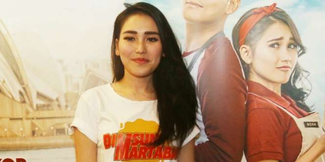 Kata Ayu Ting Ting Soal Hubungannya Dengan Dokter Ervan