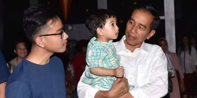 Jokowi Ajak Cucu Ngabuburit, Sosok Kaesang Bikin Penasaran
