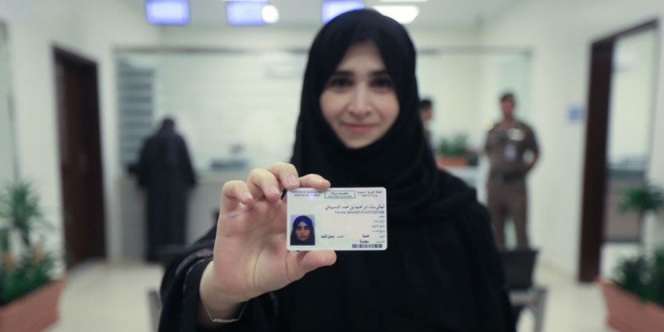 Jadi Sejarah, 10 Wanita Saudi Pertama Kantongi SIM