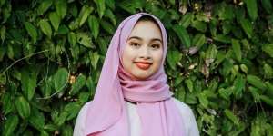 Gaya Hijaber Cantik Finalis Miss Universe Selandia Baru