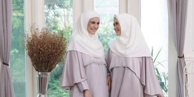 Persiapkan Seragam Keluarga? Intip Gaya Shireen dan Ryana Dea