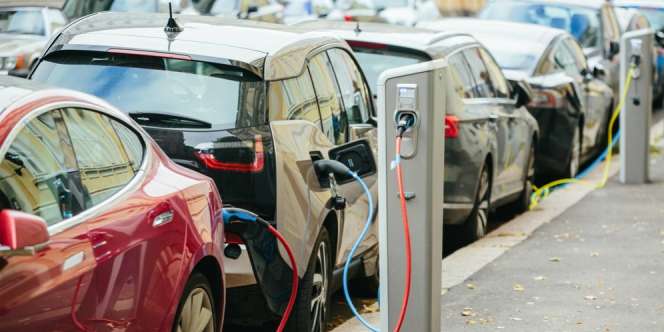 Mobil Listrik Berkembang, Pekerjaan 75 Ribu Orang Hilang