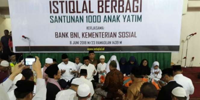 Masjid Istiqlal Santuni 1.000 Anak Yatim