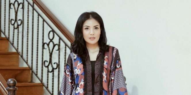 3 Baju Lebaran Nindy Ayunda, Tengok Harganya
