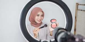 Citra Ishlahatul: Cream Blush On Buatan Sendiri, Coba deh!