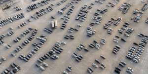 `Kuburan Massal` Mobil-mobil Mewah di Dubai