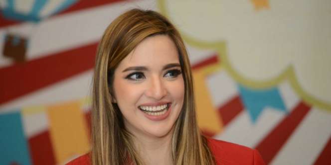 Nia Ramadhani Terima Parcel dari Girl Squad, Isinya?
