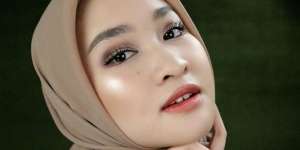 10 Tahap Makeup Mata untuk Wanita Asia