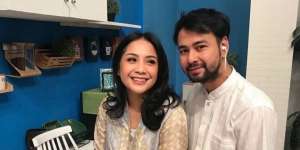 Jam Tangan Nagita Slavina Saat Lebaran, Mewah Seharga Rumah!