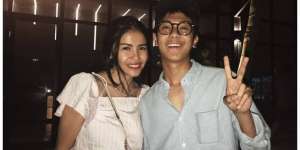 Foto Bareng Iqbaal Ramadhan, Istri Uus Dapat Peringatan