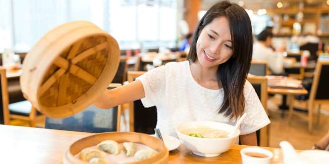 Dua Minggu Promosi Makan Sepuasnya, Restoran Bangkrut