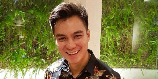 Kocak! Cara Baim Wong dan Kekasih Persiapkan Pernikahan
