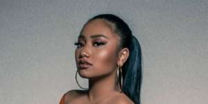 Jarang Muncul di TV, Maria Simorangkir Unggah Foto 'Polos'