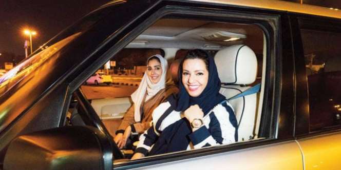 Keceriaan Wanita Saudi Usai Izin Berkendara Resmi Berlaku