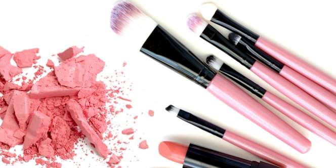 Kelebihan Lip Powder yang Kembali Hits dikenakan Beauty Junkie