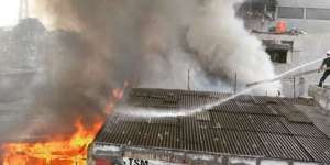 Permukiman Padat Penduduk di Johar Baru Terbakar