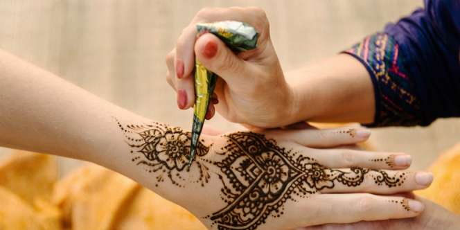 Suka Pakai Henna? Waspadai Kerusakan Permanen Rambut & Kulit
