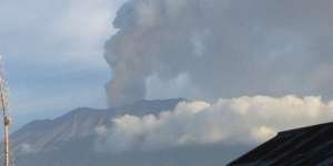 Erupsi Gunung Agung, Bandara Ngurah Rai Tutup 16 Jam