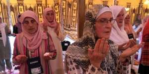 Bolehkah Wanita Berangkat Haji Tanpa Izin Suami?