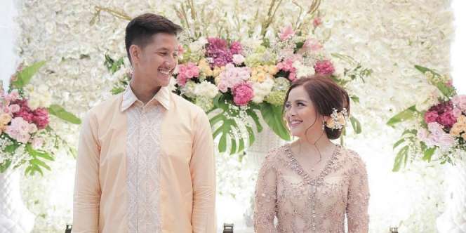 Intip Gaya Tasya Kamila Saat Tunangan, Cantik Memesona