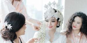 Riasan Adzana Bing Slamet Saat Nikah Bikin Pangling!