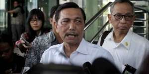 Video Detik-detik Menko Luhut Ribut dengan Ratna Sarumpaet