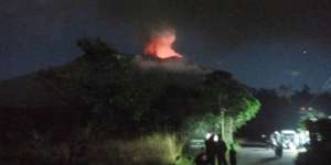 Video Detik-detik Gunung Agung Meletus