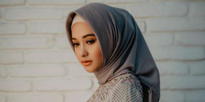 Kecantikan Poppy Bunga Disebut Mirip Bella dan Putri Marino