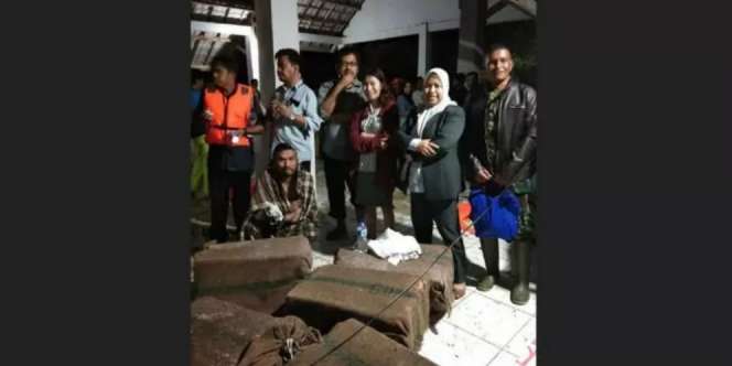 Penampakan 8 Karung Uang Bernilai Rp30 M dari KM Lestari Maju