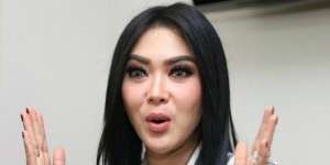 Merasa Istilah Syantik Dibajak Artis Lain, Ini Reaksi Syahrini