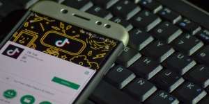 Akses Aplikasi Tik Tok Dibatasi, Minimal Usia 16 Tahun!