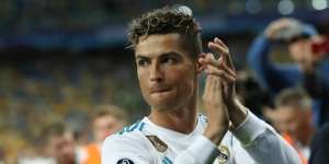 Isu Pembelian Ronaldo Bikin Saham Juventus Meroket