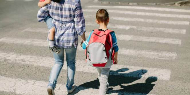 Usia Aman Membiarkan Anak Menyeberang Jalan Sendiri