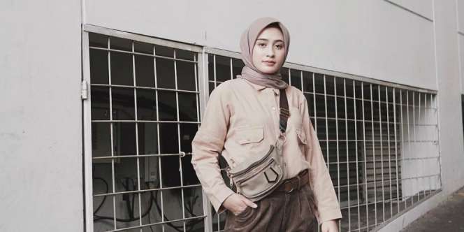 Tips Pilih Outfit yang Bikin Kaki Terlihat Jenjang