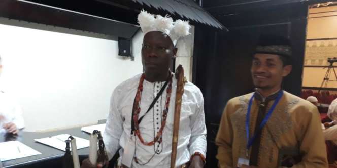 Terungkap, Ini Sosok yang Beri Tongkat Kepala Harimau ke Anies