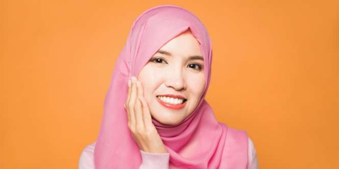 Tips Makeup Tahan Lama Saat Musim Panas