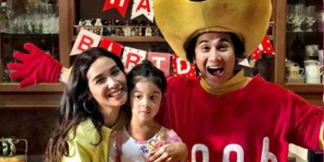 Vino Bastian Rela Jadi Badut Demi Ultah Anak