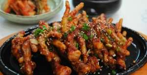 Suka Makan Ceker Ayam? Ini yang Terjadi Pada Tubuhmu