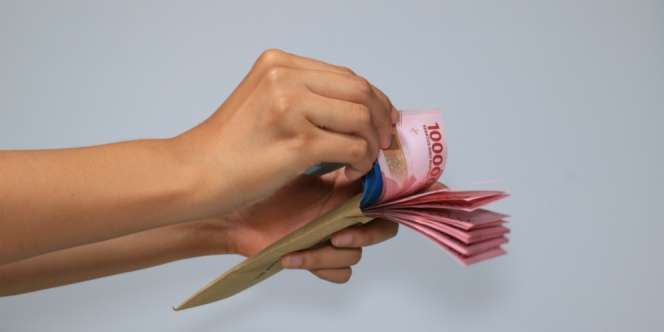 Camkan! 5 Etika Pinjam Uang ke Kerabat atau Sahabat