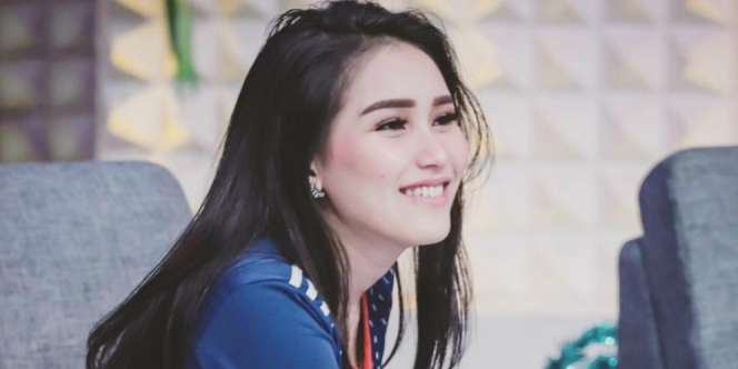 Ingin Punya Tubuh Langsing? Simak Tip dari Ayu Ting Ting
