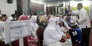Perjuangan 8 Tahun Buruh Panggul Naik Haji
