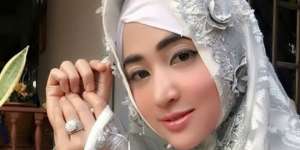 Ribut dengan Keponakan, Dewi Perssik Malah Unggah Foto Ini