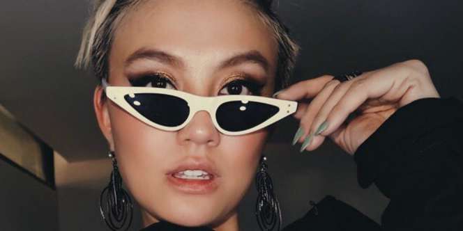 Agnez Mo Blak-blakan Soal Foto Mesra dengan Chris Brown