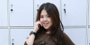 Artis Antre Jadi Caleg, Tina Toon: Lihat Garis Tangannya