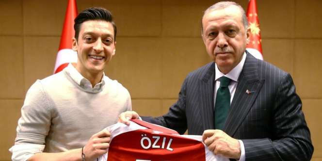 Foto Bareng Erdogan Dikritik, Ozil Tinggalkan Timnas Jerman