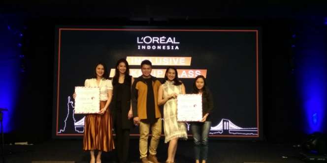 Kini, Makeup Class Profesional di Youtube Ramah Disabilitas