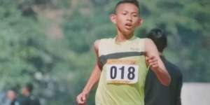 Tanpa Sepatu, Siswa Madrasah Juara Lari 1000 Meter