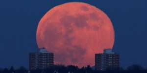 Fenomena `Bulan Darah` dan Mitos Kiamat Sudah Dekat