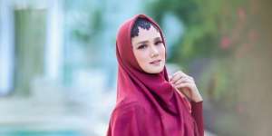 Adem.. Mulan Jameela Gelar Pengajian Bareng Umi Pipik