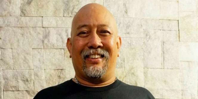 Indro Warkop Berubah Jadi Alien